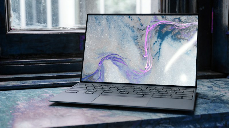 ASUS ROG Zephyrus G14 (AMD Ryzen 9 8945HS / NVIDIA RTX 4060 / 16GB / 1TB SSD / 3K OLED 120Hz)